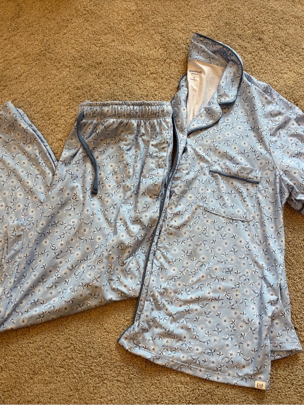 Like New! GAP Light Blue Floral Women’s Pajama Set- SO Soft!